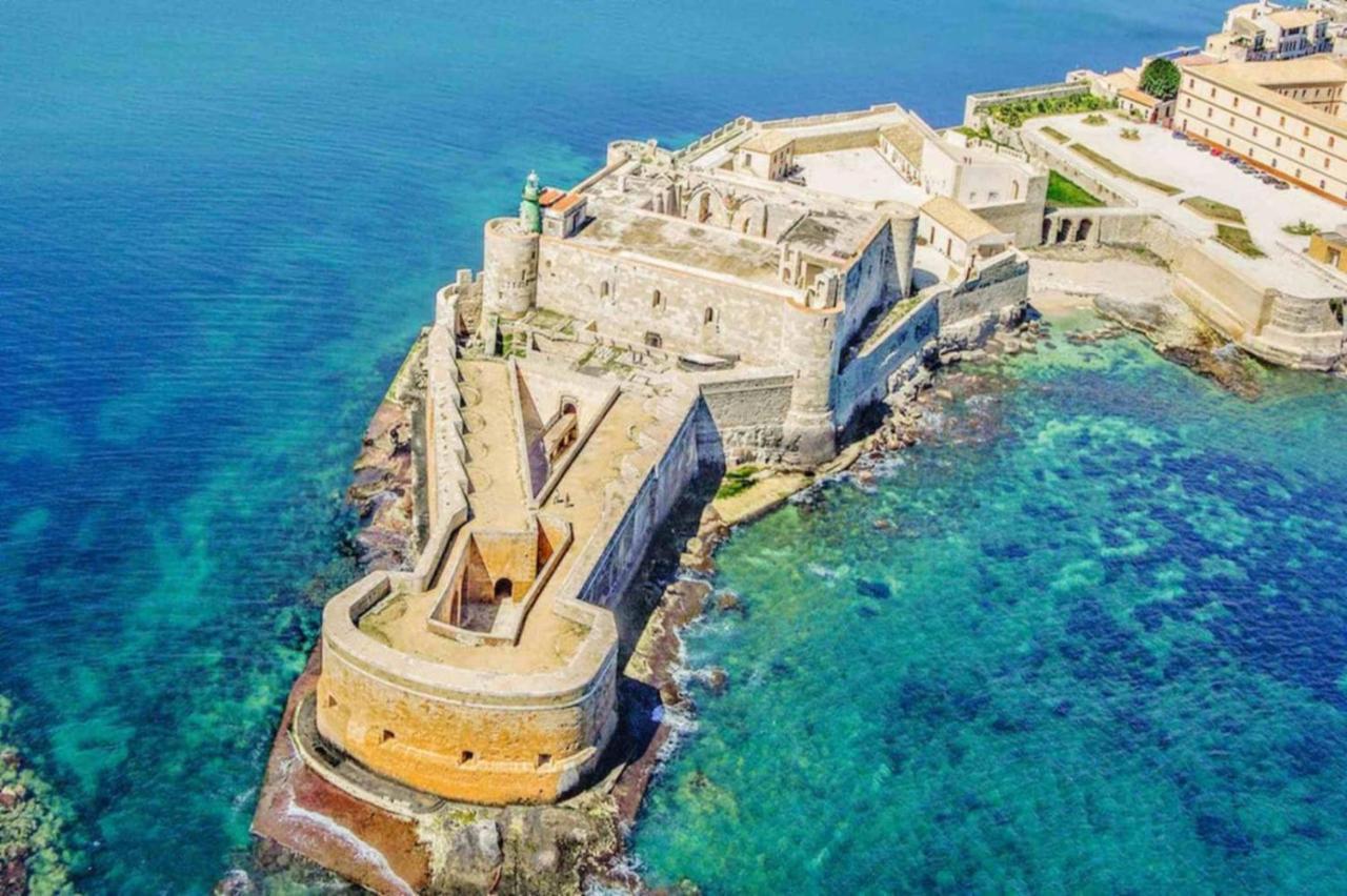 Ortigia Sunset Apartments - Xenia Sicily Villas Syracuse Екстер'єр фото