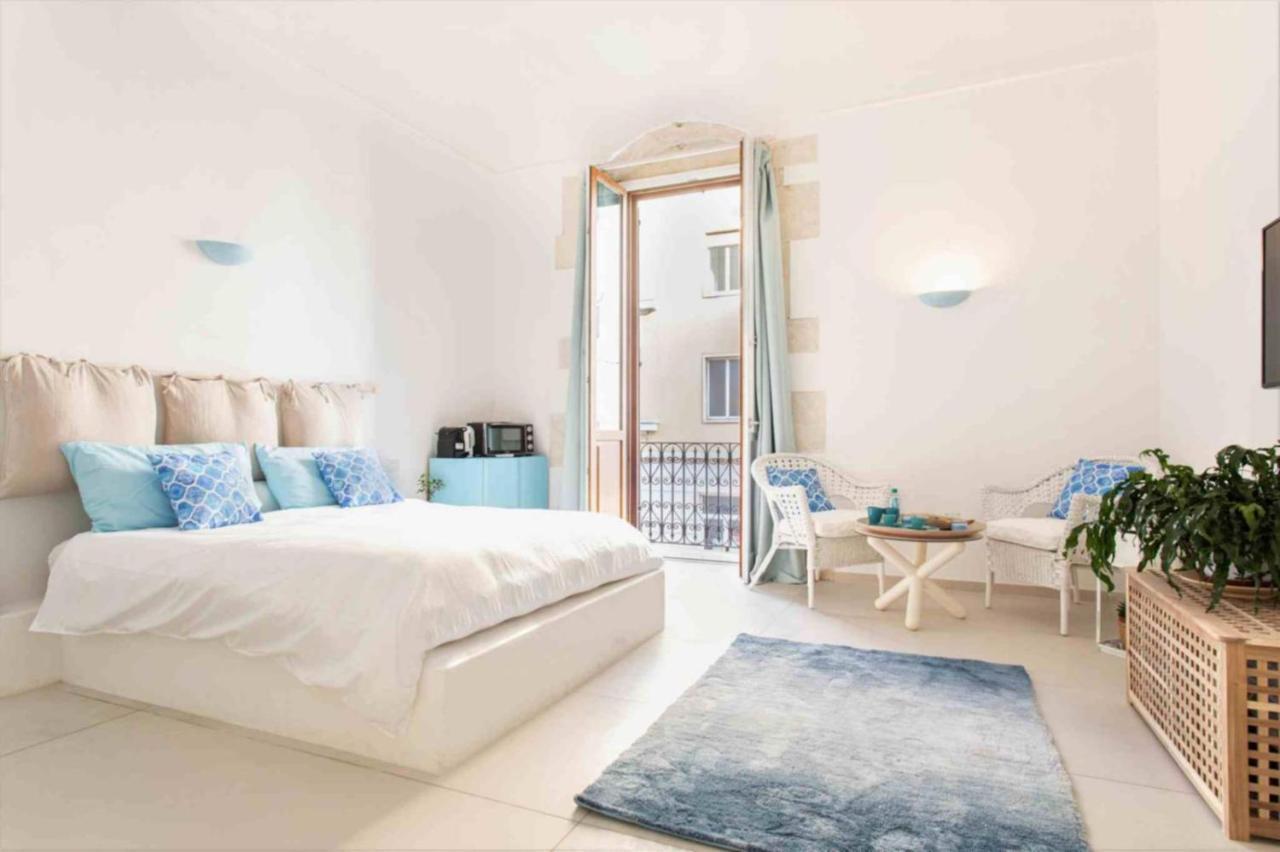 Ortigia Sunset Apartments - Xenia Sicily Villas Syracuse Екстер'єр фото